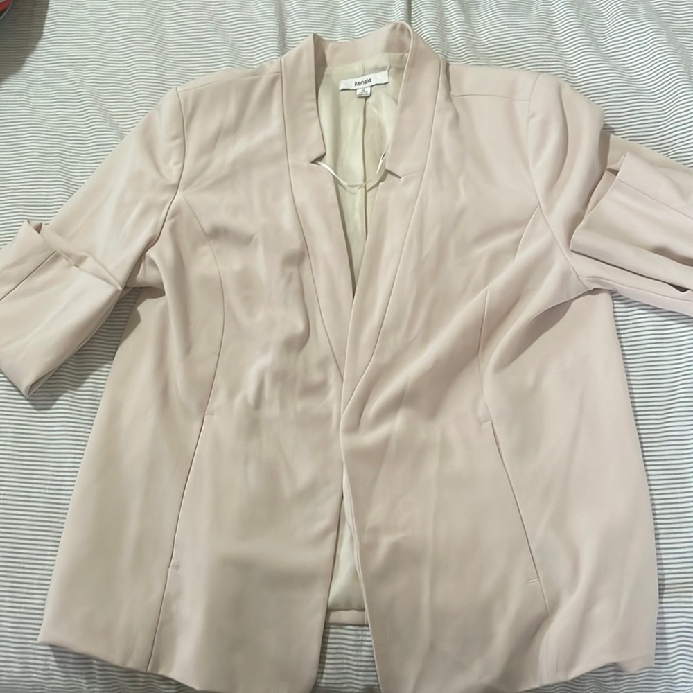 Kensie blazer in blush